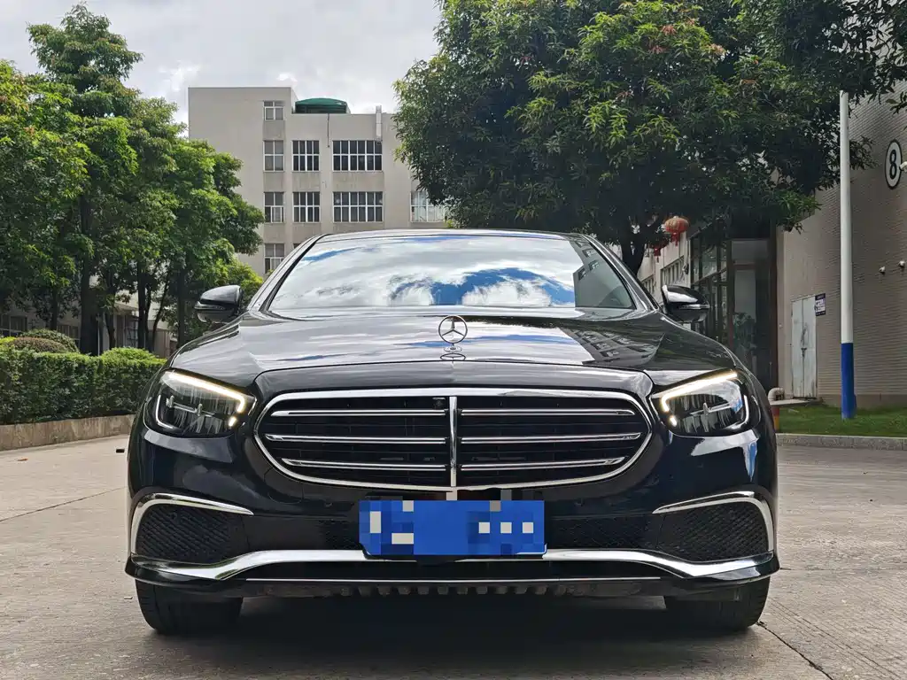Mercedes-Benz E-Class 2023 E 300 L Fashion купить на сайте DeffCars