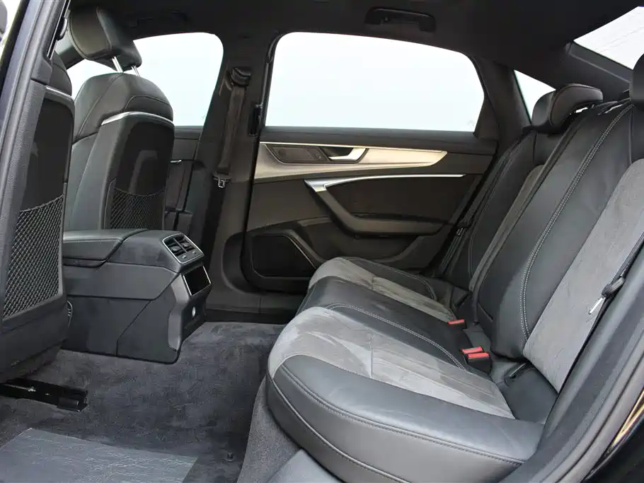 Audi A6L 2021 45 TFSI quattro premium dynamic model купить на сайте DeffCars