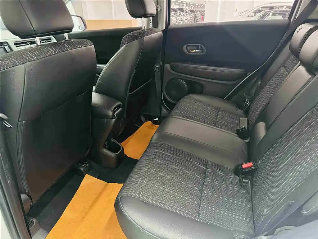 Binzhi 2017 1.8L CVT two-wheel drive Pioneer type купить на сайте DeffCars