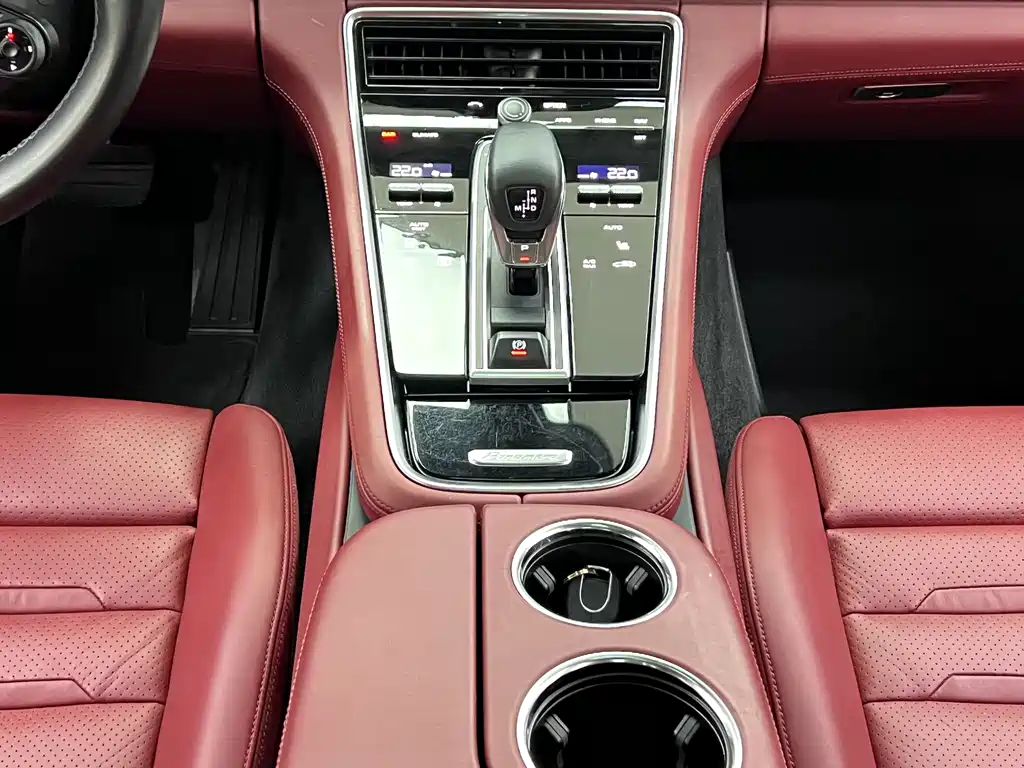 Panamera 2017 Panamera 3.0T купить на сайте DeffCars