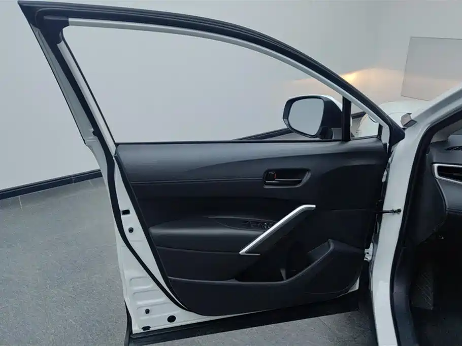 Fenglanda 2023 2.0L CVT Elite Edition купить на сайте DeffCars