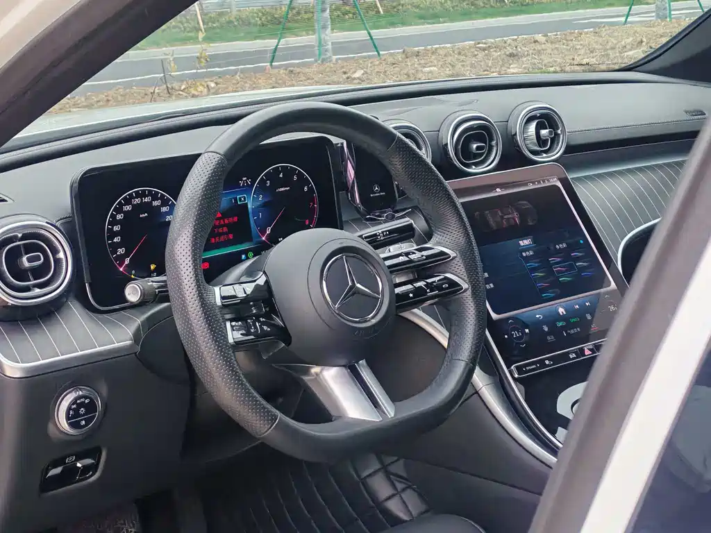 Mercedes-Benz C-Class 2024 facelift C 260 L sports version купить на сайте DeffCars