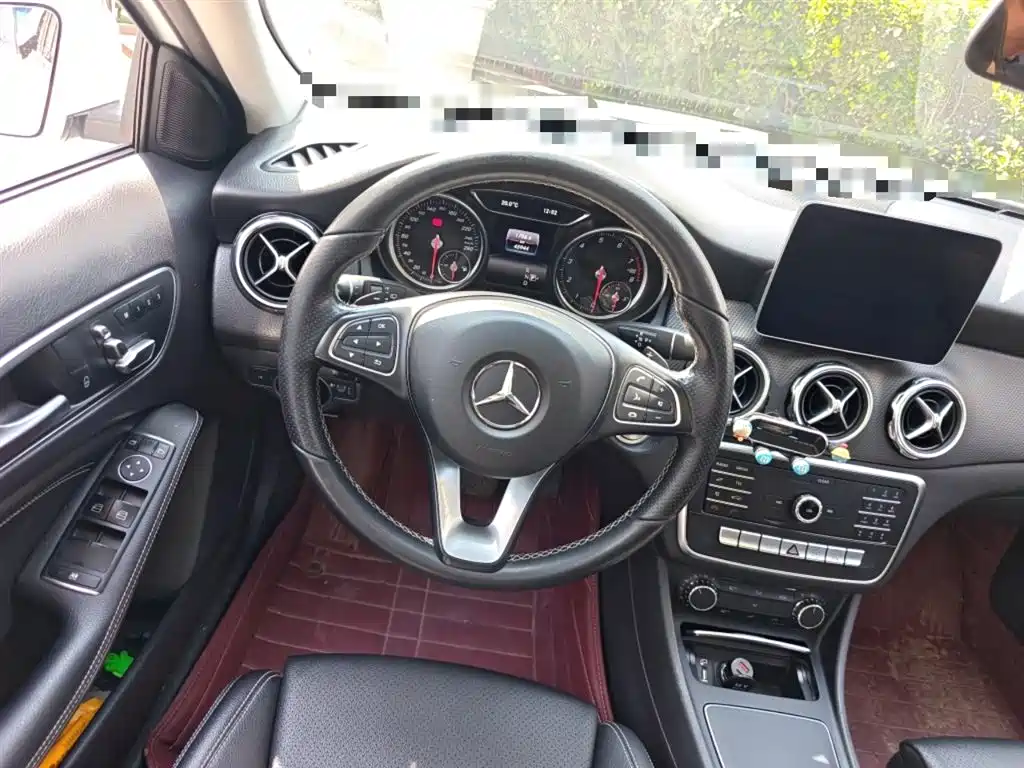 Mercedes-Benz GLA 2018 GLA 200 Dynamic купить на сайте DeffCars