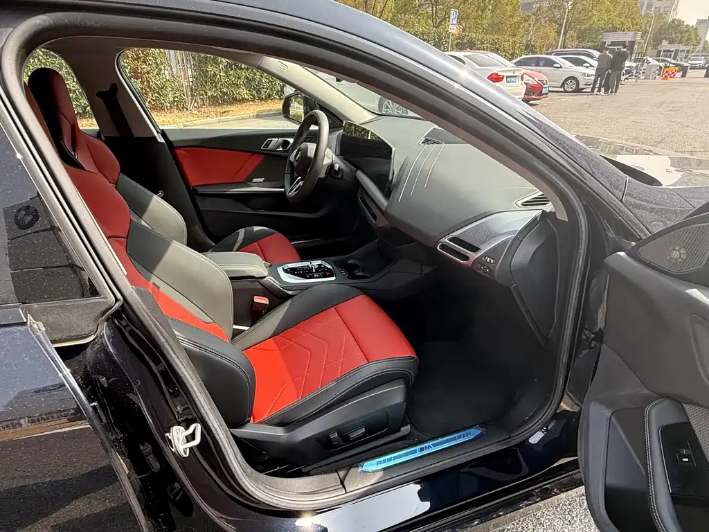 BMW 2 Series 2025 225L M Sports Night Package купить на сайте DeffCars