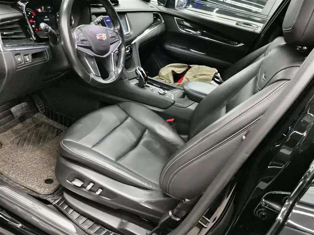 Cadillac XT5 2020 facelift 28T four-wheel drive luxury model купить на сайте DeffCars