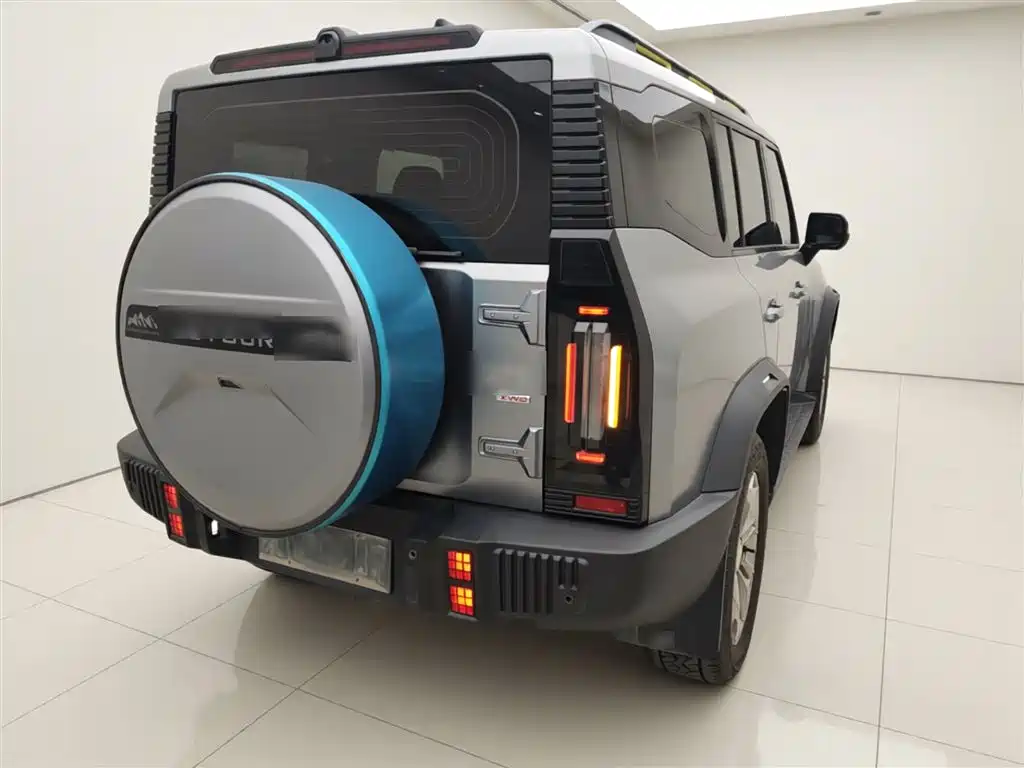 Jietu Traveler 2023 2.0T four-wheel drive conquers купить на сайте DeffCars