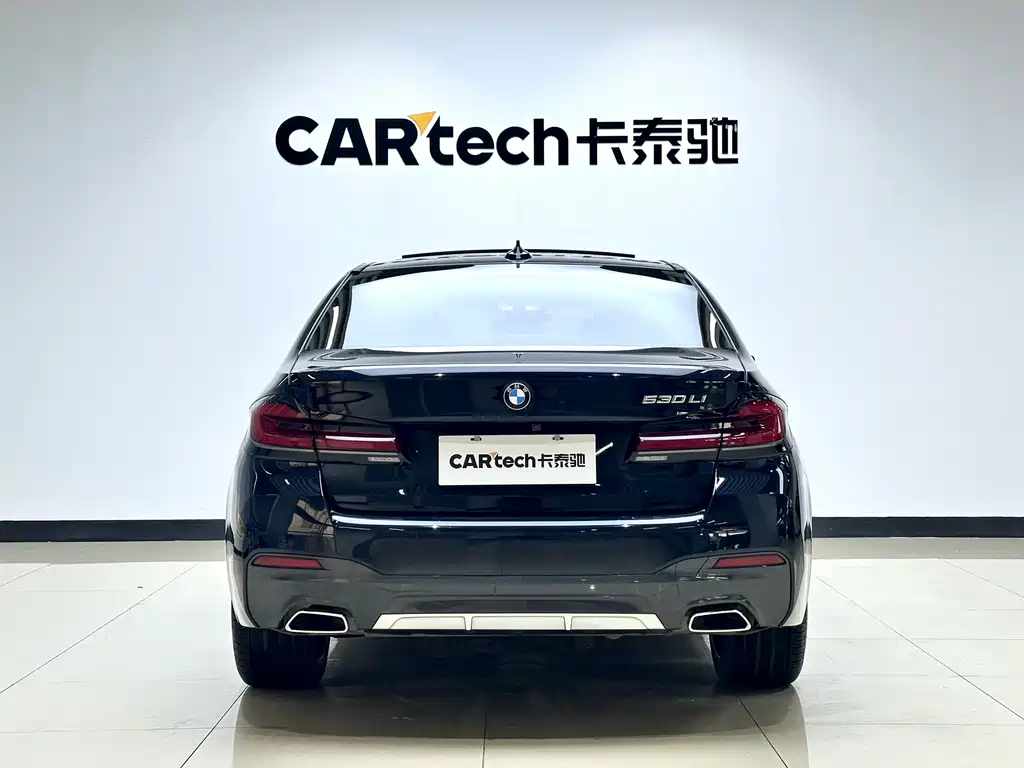 BMW 5 Series 2022 530Li Leading M Sports Package купить на сайте DeffCars