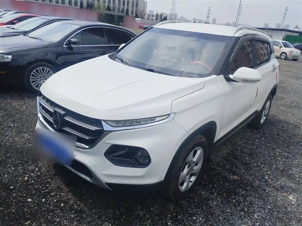 Baojun 510 2017 1.5L automatic fashion model купить на сайте DeffCars