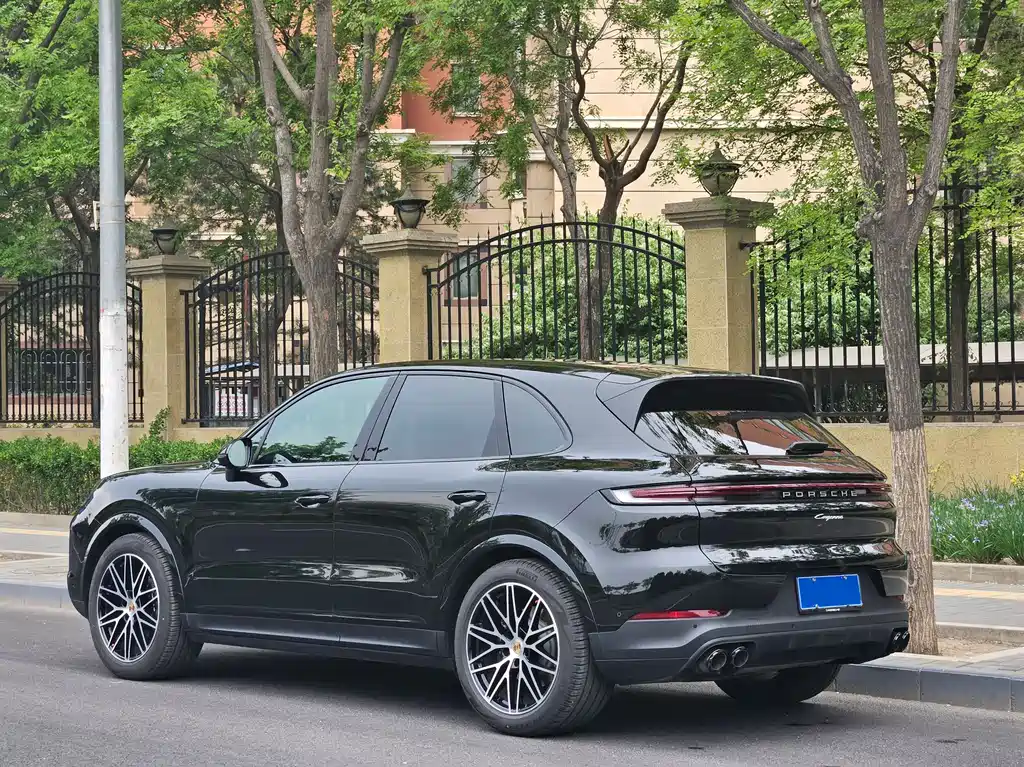 Cayenne 2025 Cayenne 3.0T Dream Edition купить на сайте DeffCars