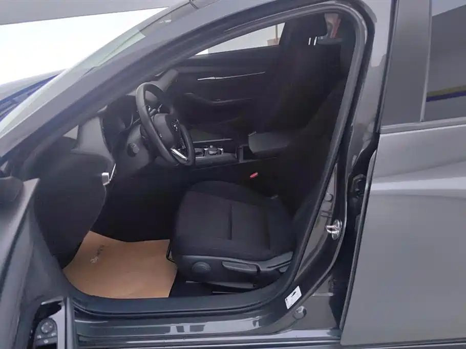 Mazda3 Angkesela 2021 2.0L automatic quality version купить на сайте DeffCars