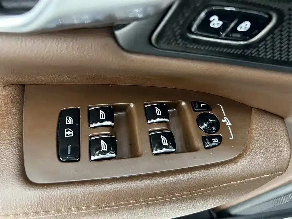Volvo S90 2024 B5 Zhiyuan Luxury Edition купить на сайте DeffCars