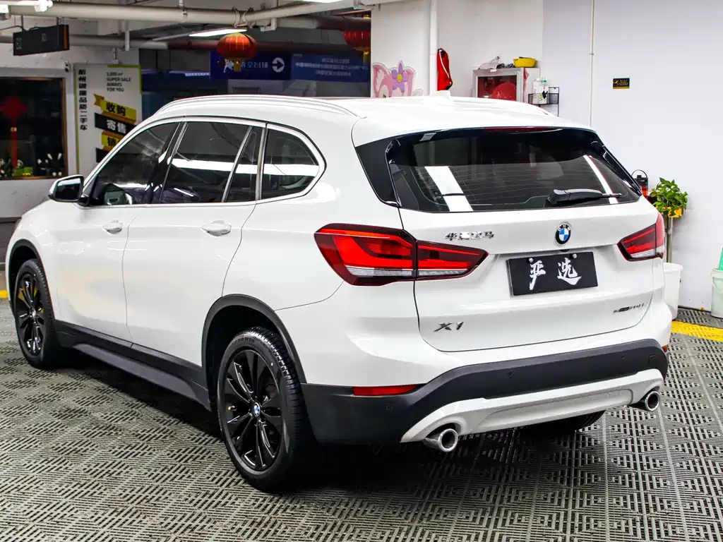 BMW X1 2022 sDrive20Li Fashion Model купить на сайте DeffCars