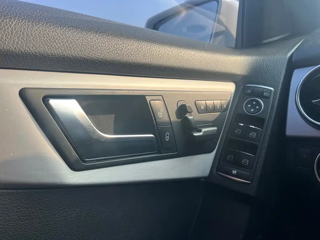 Mercedes-Benz GLK-Class 2014 GLK 200 Standard Model купить на сайте DeffCars