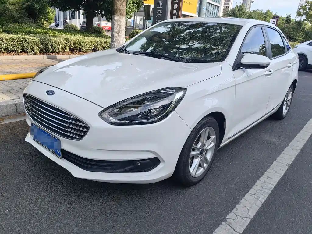 Forex 2019 facelift 1.5L automatic enjoyment type National V купить на сайте DeffCars