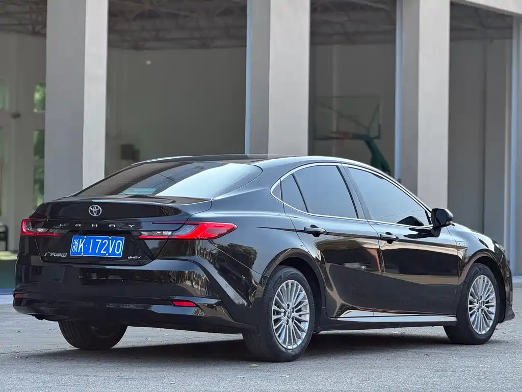 Camry 2024 Dual Engine 2.0HE Elite Edition купить на сайте DeffCars