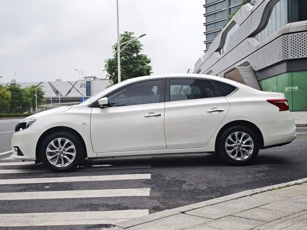Sylphy 2021 Classic 1.6XL CVT Deluxe Edition купить на сайте DeffCars