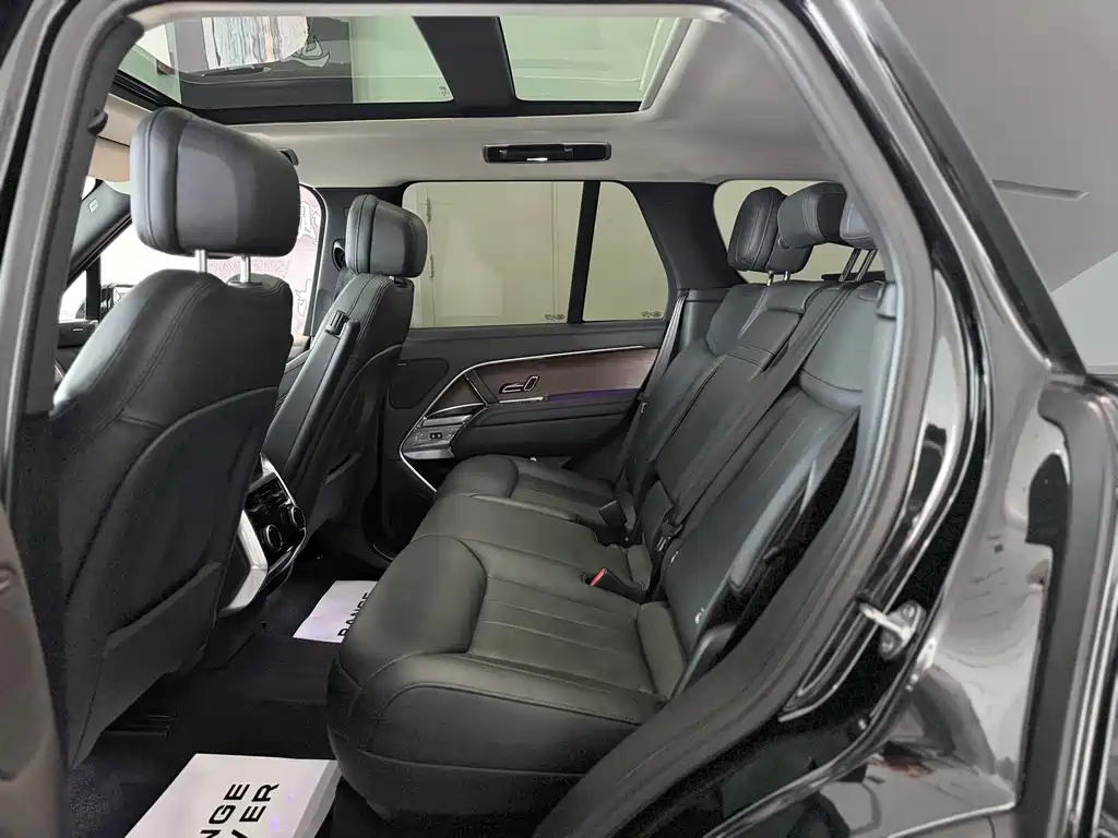 Range Rover 2023 3.0 L6 360PS Grand Edition купить на сайте DeffCars