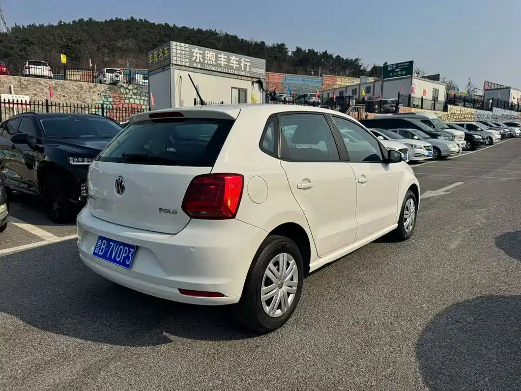 Polo 2014 1.4L manual fashion version купить на сайте DeffCars