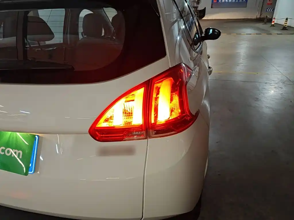 Peugeot 2008 2014 1.6L automatic trendy version купить на сайте DeffCars