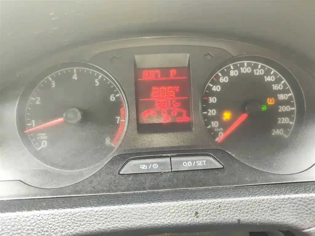 Santana 2019 1.5L automatic fashion version National VI купить на сайте DeffCars