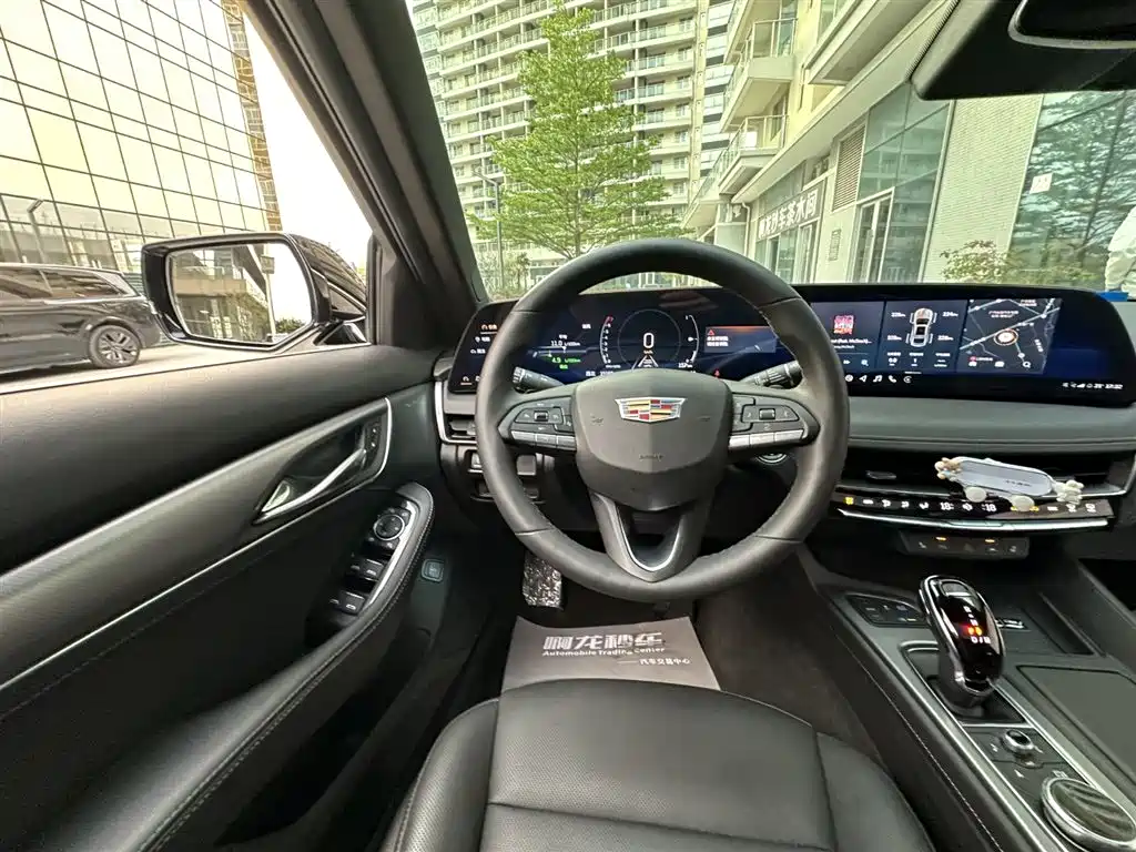 Cadillac CT5 2024 28T Luxury Pro купить на сайте DeffCars