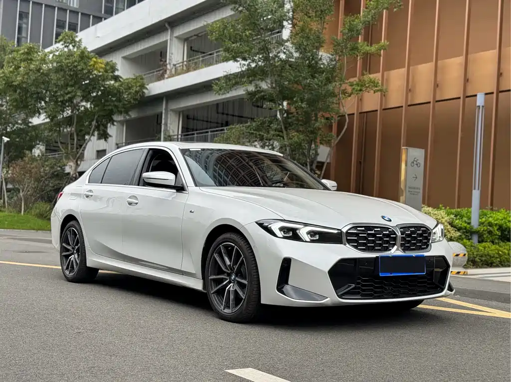 BMW 3 Series 2025 325Li M Sports Package купить на сайте DeffCars