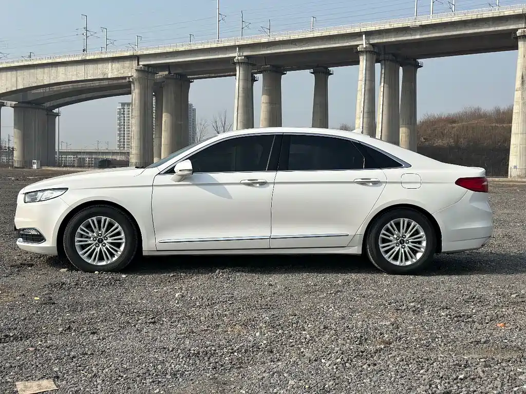 Taurus 2017 EcoBoost 245 Fashion Model купить на сайте DeffCars