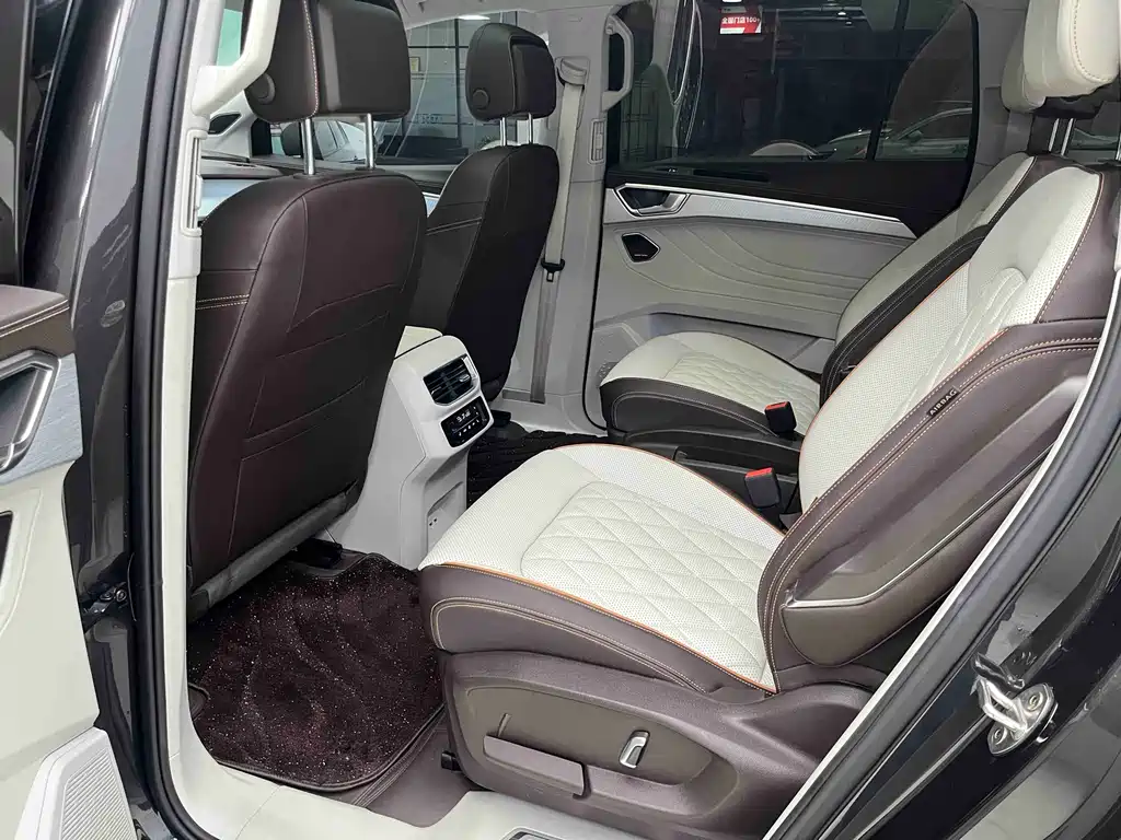 Lanjing 2022 380TSI four-wheel drive flagship Shengjing Edition 6 seats купить на сайте DeffCars