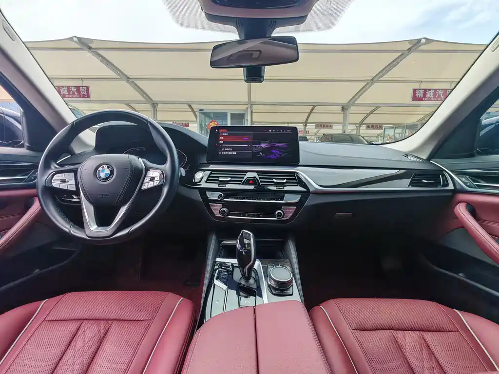 BMW 5 Series 2022 525Li Luxury Package купить на сайте DeffCars