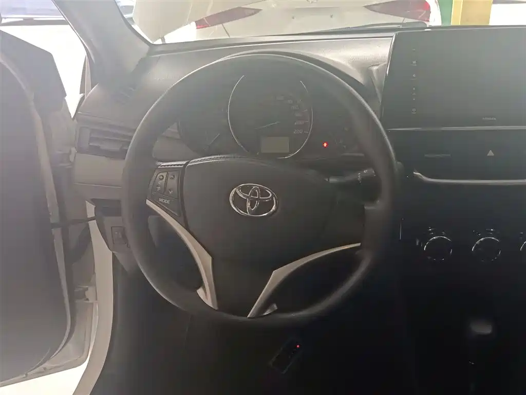 Vios FS 2021 1.5L CVT Fenchi Edition купить на сайте DeffCars