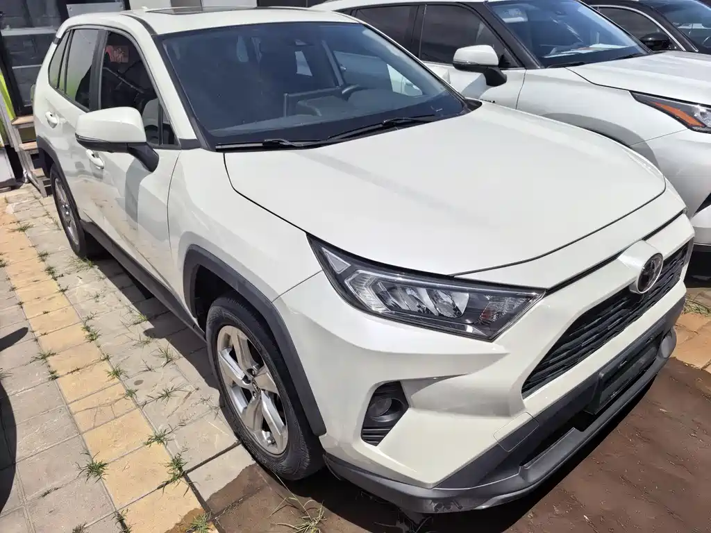 RAV4 Rongfang 2020 2.0L CVT four-wheel drive fashion version купить на сайте DeffCars