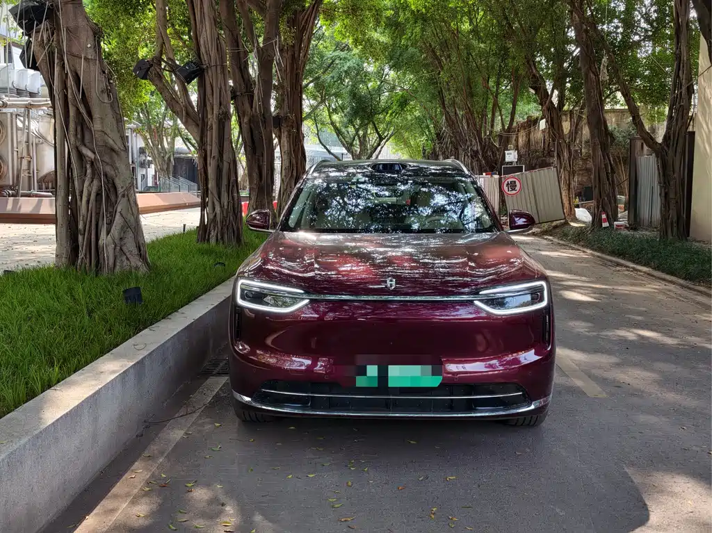 Wenjie M7 2026 extended range Max four-wheel drive version 5 seats купить на сайте DeffCars