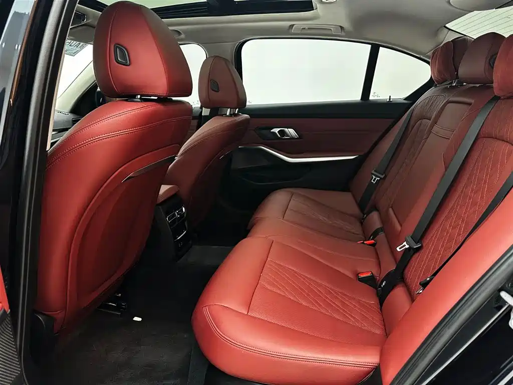 BMW 3 Series 2023 320Li M Sports Package купить на сайте DeffCars