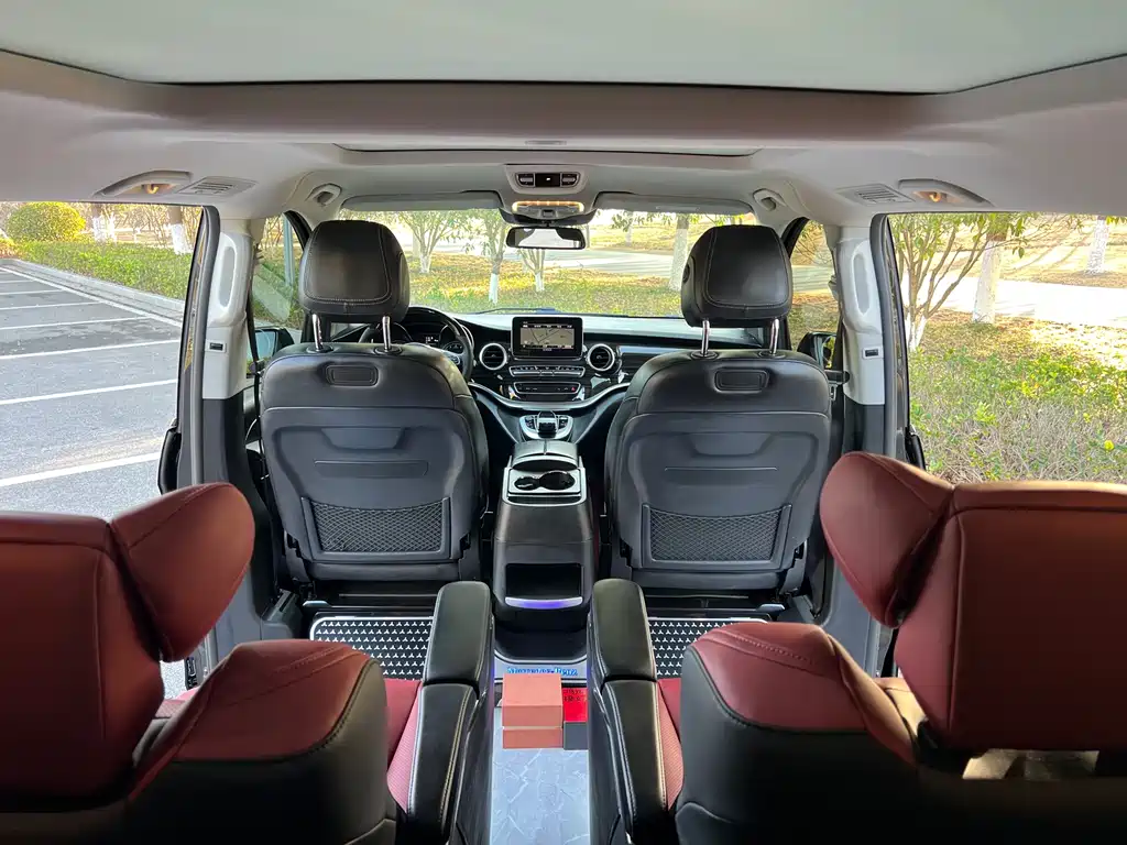 Mercedes-Benz V-Class 2018 V 260 Pilot Edition National VI купить на сайте DeffCars