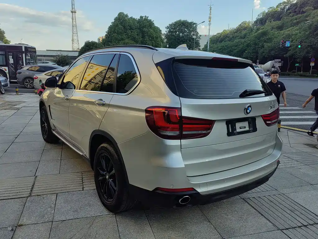 BMW X5 (импорт) 2015 xDrive28i купить на сайте DeffCars