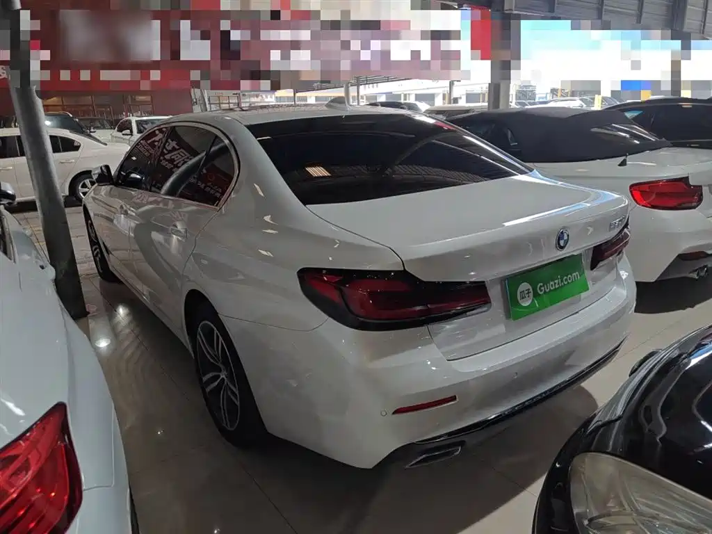 BMW 5 Series 2023 530Li Leading Luxury Package купить на сайте DeffCars