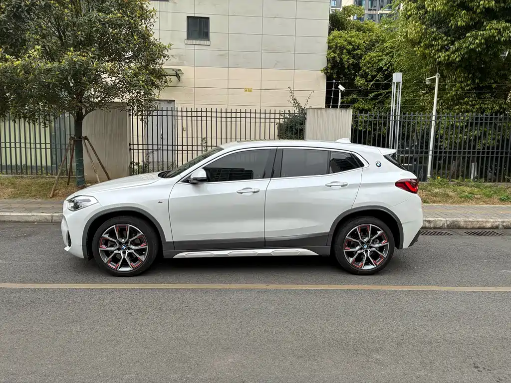 BMW X2 2021 facelift sDrive25i sharp version купить на сайте DeffCars