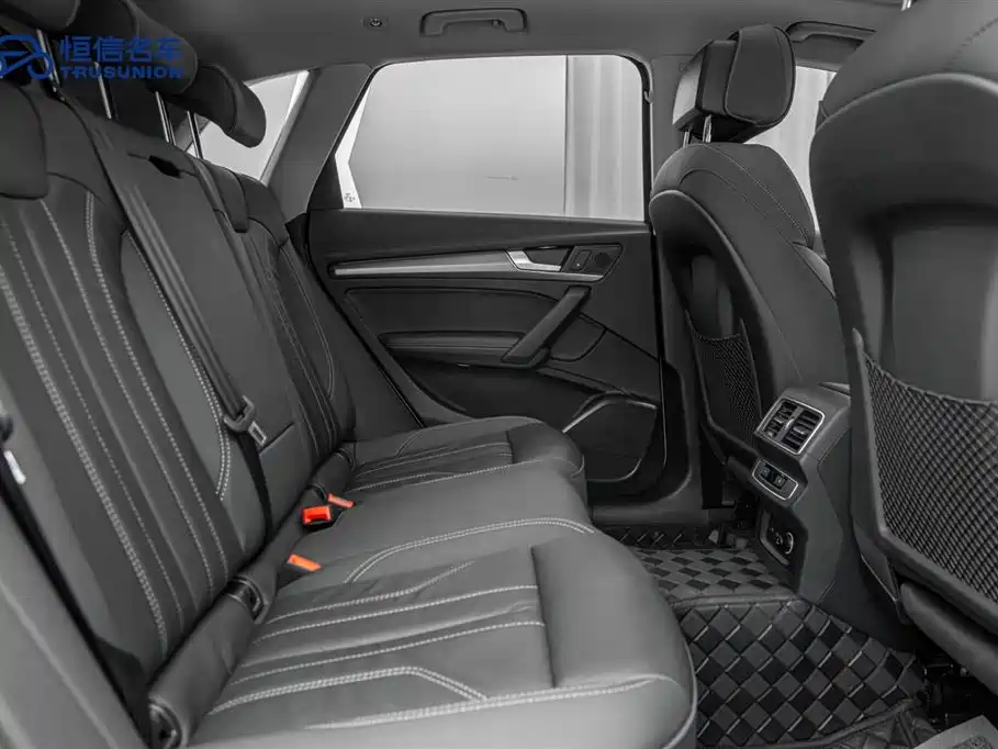 Audi Q5L 2022 40T luxury and dynamic model купить на сайте DeffCars
