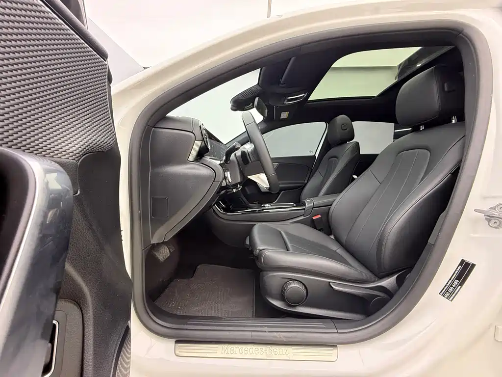 Mercedes-Benz A-Class 2023 A 180 L купить на сайте DeffCars