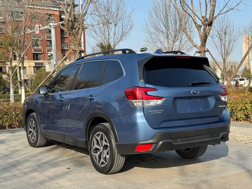 Forester 2022 2.0i AWD Deluxe Edition EyeSight купить на сайте DeffCars