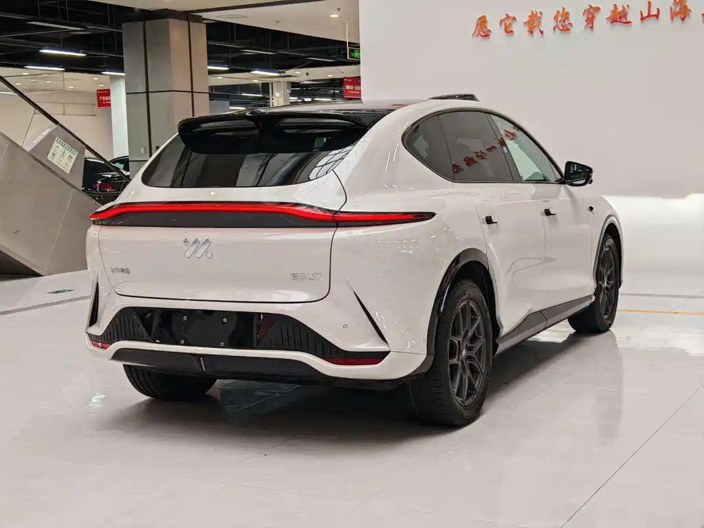 Zhiji LS7 2024 90kWh Max Elite rear-wheel drive version купить на сайте DeffCars