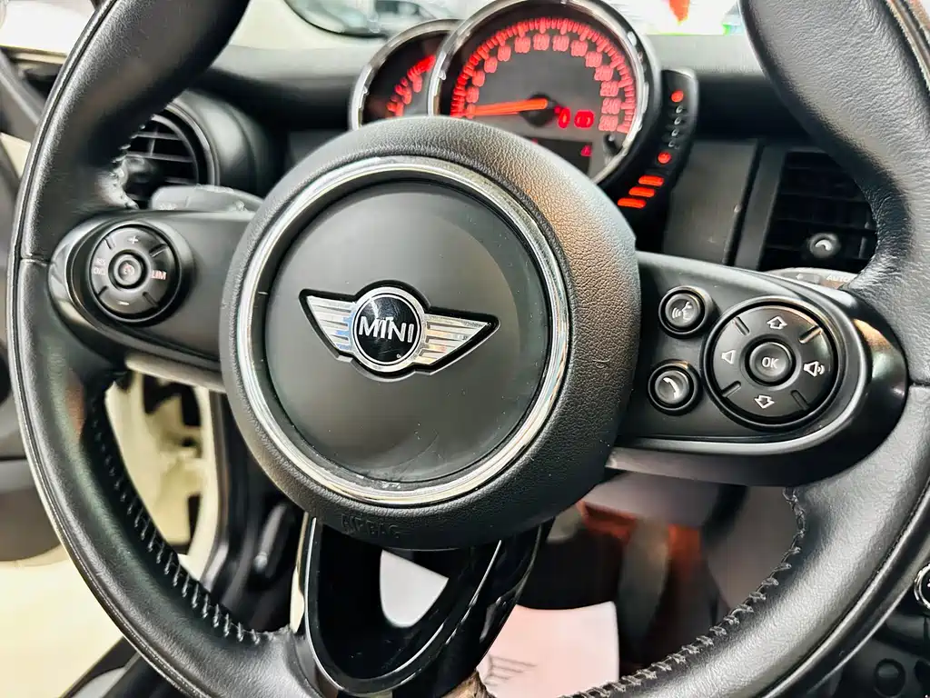 MINI 2016 1.5T COOPER купить на сайте DeffCars