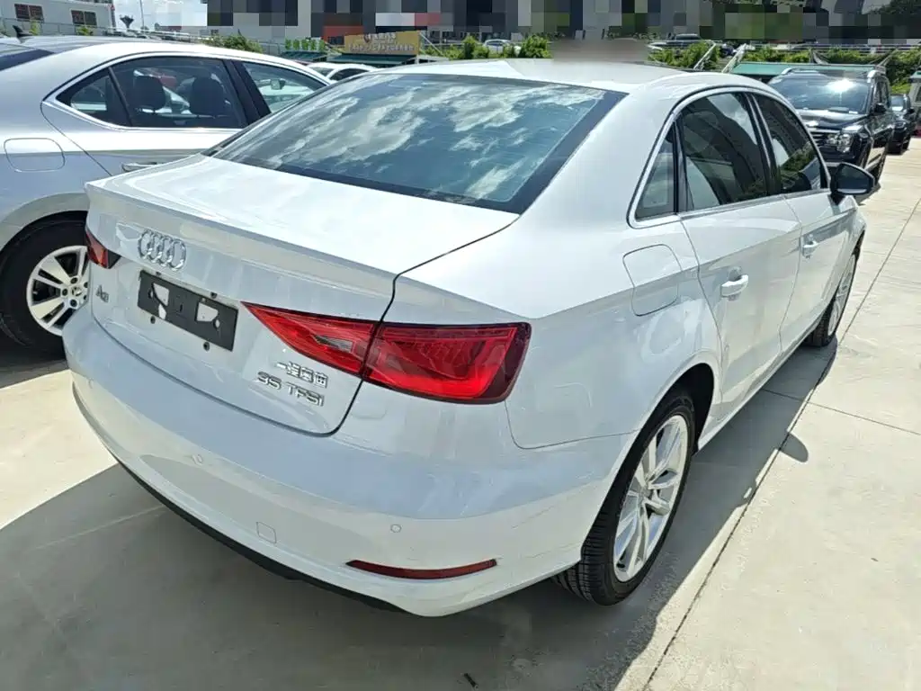 Audi A3 2014 Limousine 35 TFSI automatic comfort type купить на сайте DeffCars