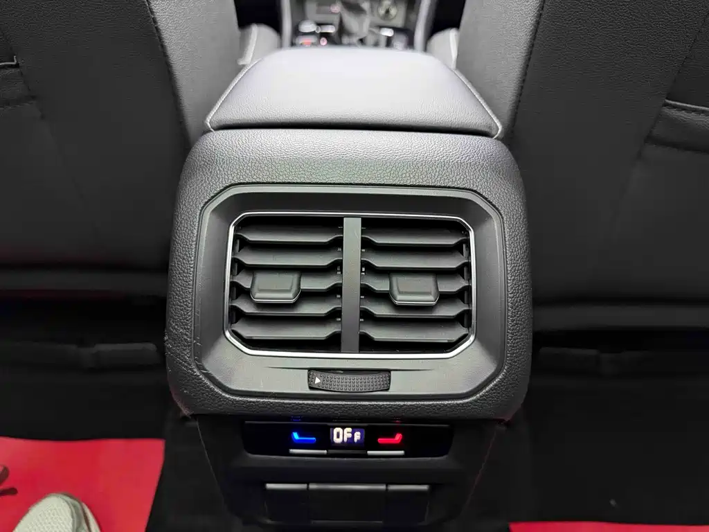 Tiguan L 2022 330TSI automatic two-wheel drive R-Line version купить на сайте DeffCars