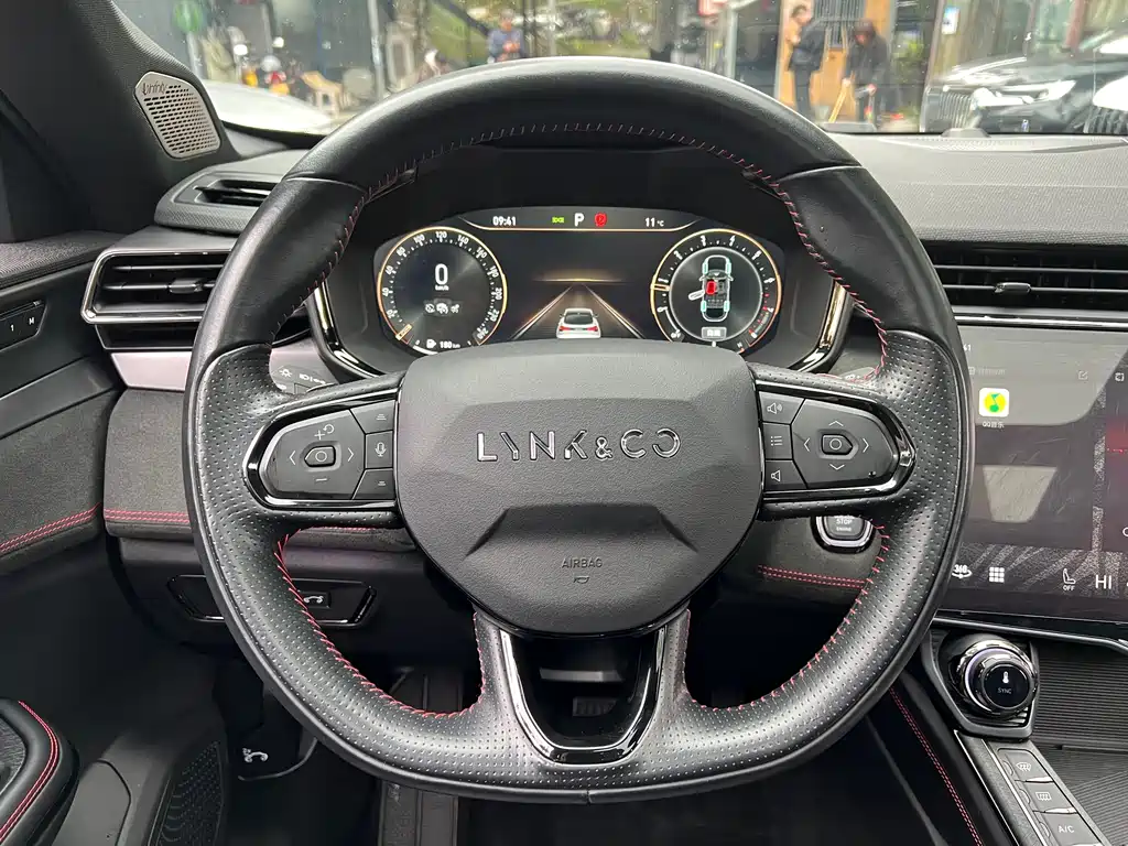 Lynk & Co 05 2022 2.0TD four-wheel drive Halo купить на сайте DeffCars