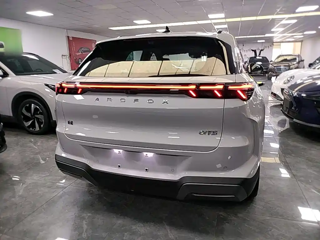 Alpha T5 2026款 增程 1215 Yuan境Senova Zhixing版 купить на сайте DeffCars