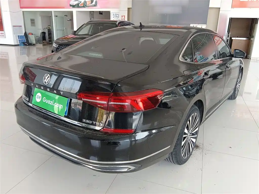 Passat 2019 330TSI Deluxe Edition National VI купить на сайте DeffCars