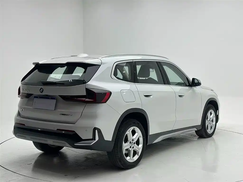 BMW X1 2023 sDrive20Li X Design Package купить на сайте DeffCars