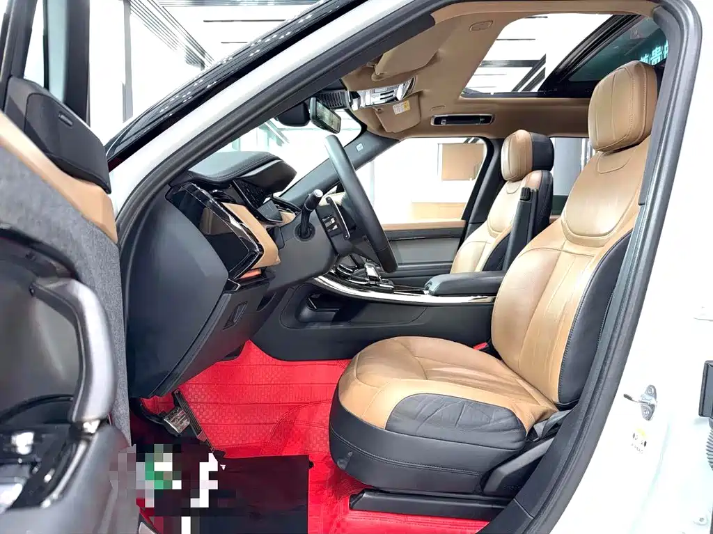 Range Rover Sport 2023 400PS Dynamic SE купить на сайте DeffCars
