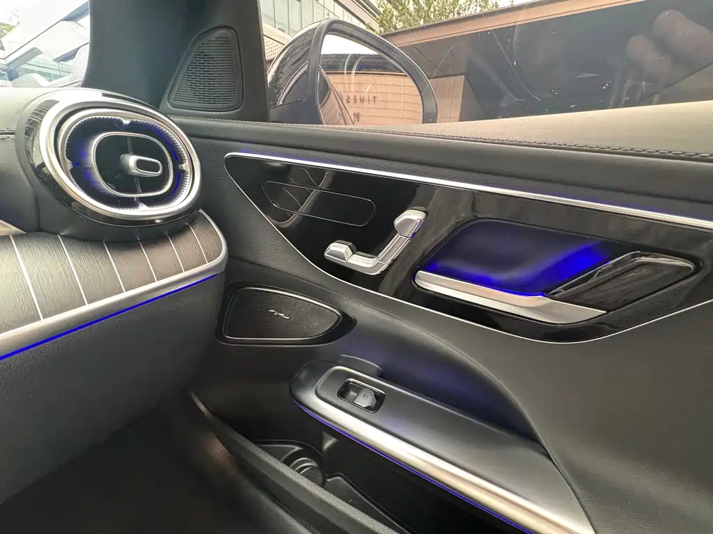Mercedes-Benz C-Class 2024 facelift C 260 L sports version купить на сайте DeffCars